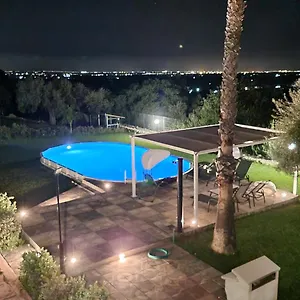 Hippodrom-independent With Pool , Syracuse Italie